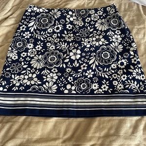 Talbots blue and white floral skirt